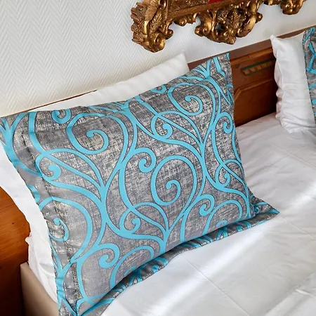 Atlas Posthotel 호텔