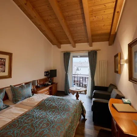 Atlas Posthotel 호텔