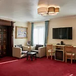 Atlas Posthotel Hotell 4*