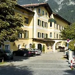 Atlas Posthotel Hotell 4*