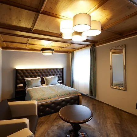 Atlas Posthotel Hotel 4*