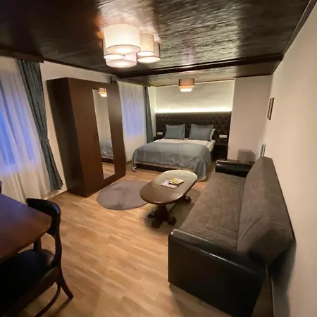 Atlas Posthotel Hotel 4*
