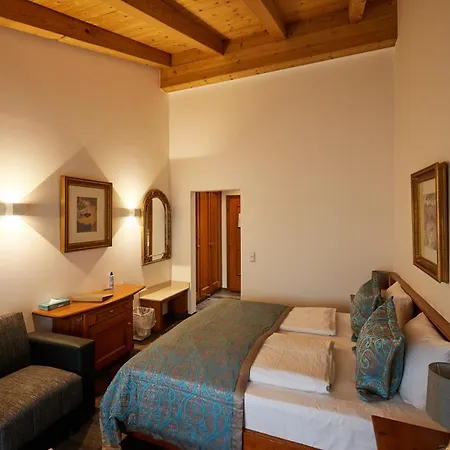 Atlas Posthotel Hotel 4*