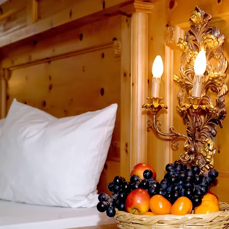 Atlas Posthotel Готель Гарміш-Партенкірхен