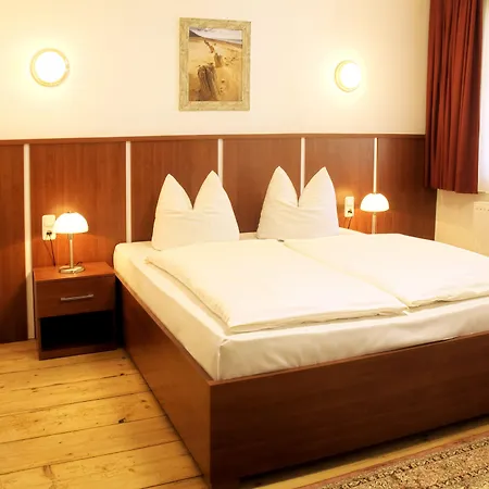 فندق Atlas Posthotel 4*