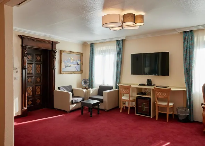 Atlas Posthotel Hotel 4*