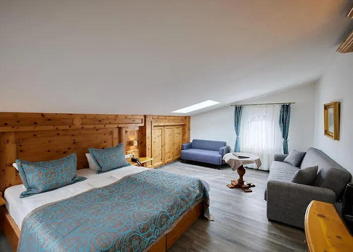 فندق Atlas Posthotel