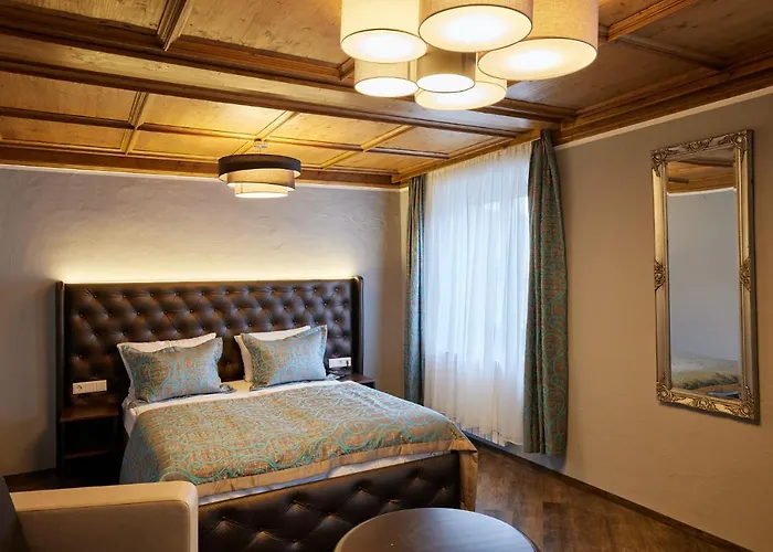 Atlas Posthotel فندق جارمش بارتنكيرشن