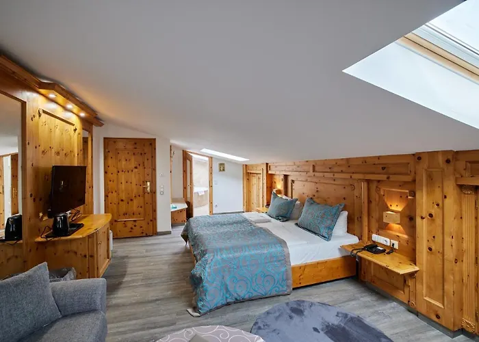 Atlas Posthotel Hotel 4*