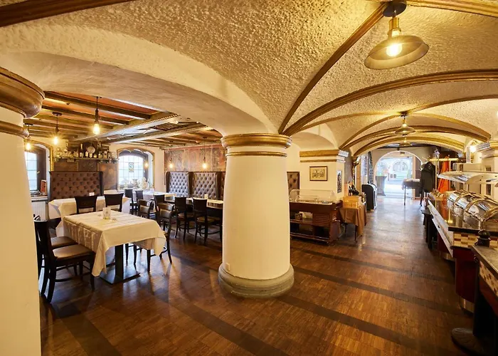 Atlas Posthotel فندق جارمش بارتنكيرشن