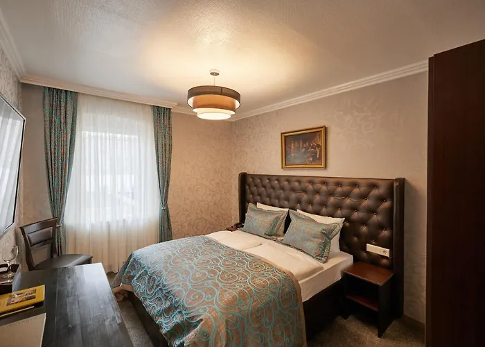 Atlas Posthotel 4* جارمش بارتنكيرشن