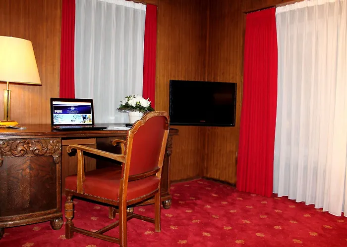 Hotel Atlas Posthotel 4*